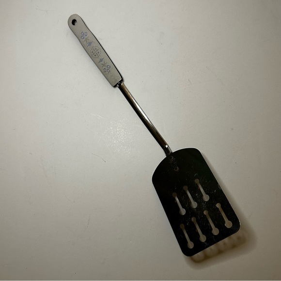 Vintage EKCO USA Chromium Plated Carousel Blue Dutch Tulip Cooking Utensils Set - Picture 6 of 16